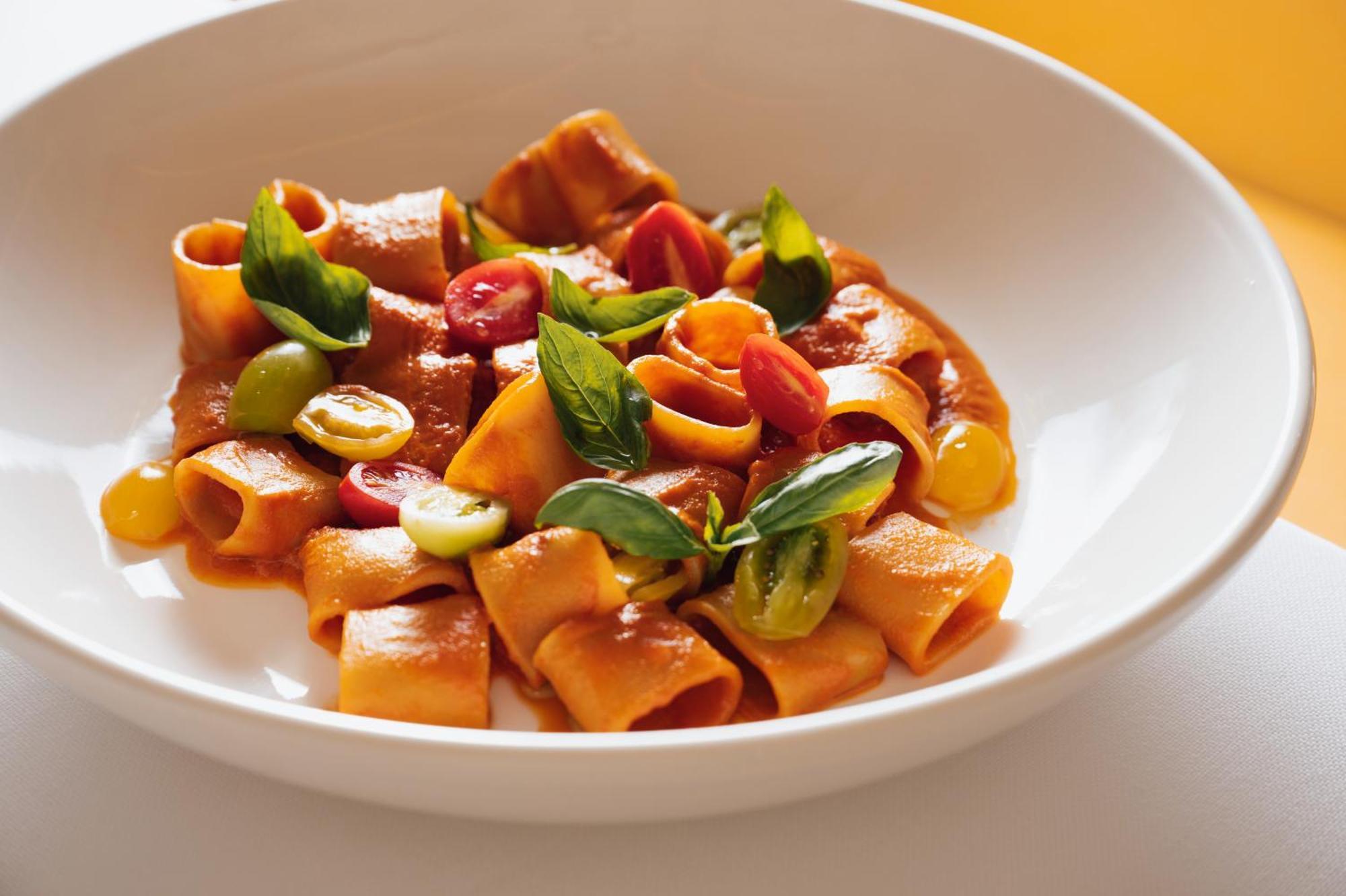 Delano Dubai At Bluewaters Ξενοδοχείο Εξωτερικό φωτογραφία Rigatoni with sausage and peppers